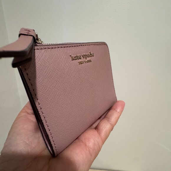 Kate Spade Soft Pink (Color Dusty Rose)Leather Bifold Wallet | Gently Used 💖 - Picture 4 of 10